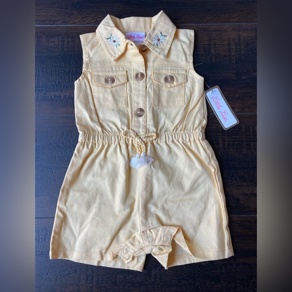 Little Lass Yellow Romper with Floral Embroidery 18 Month - Picture 1 of 4